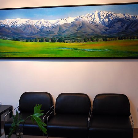 Hostal El Cardenillo Мадригал де ла Вера Екстериор снимка
