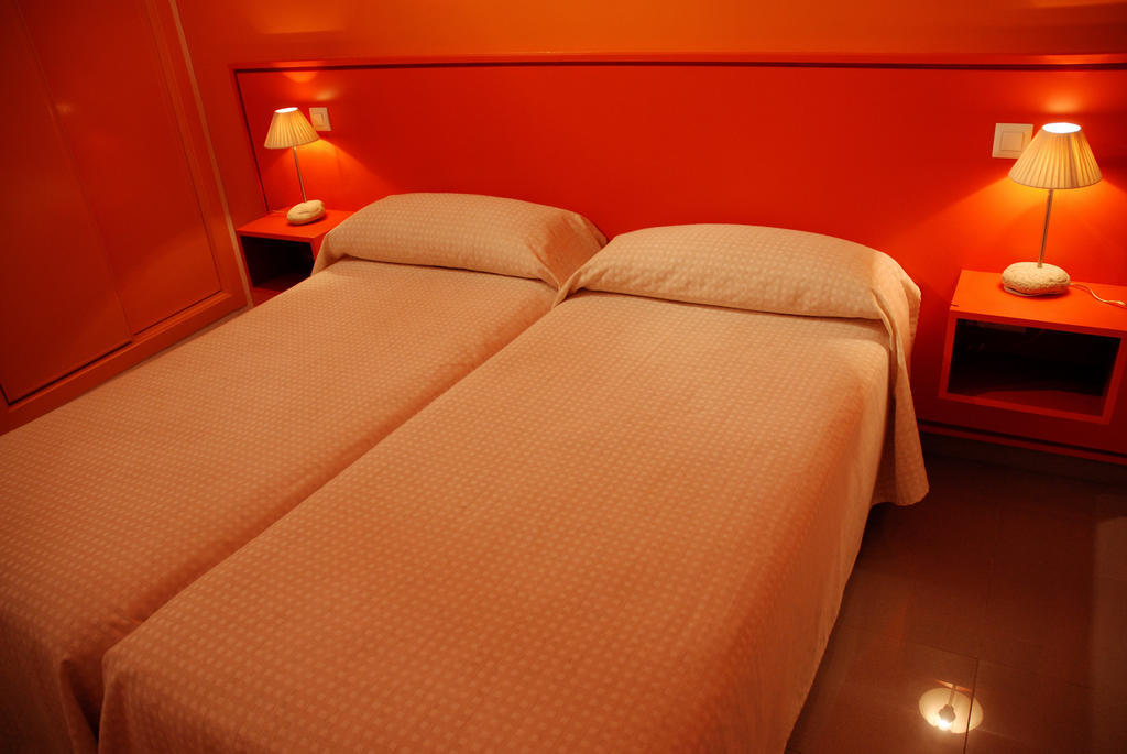 Hostal El Cardenillo Мадригал де ла Вера Стая снимка