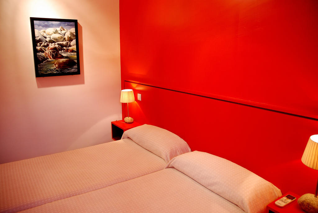 Hostal El Cardenillo Мадригал де ла Вера Екстериор снимка